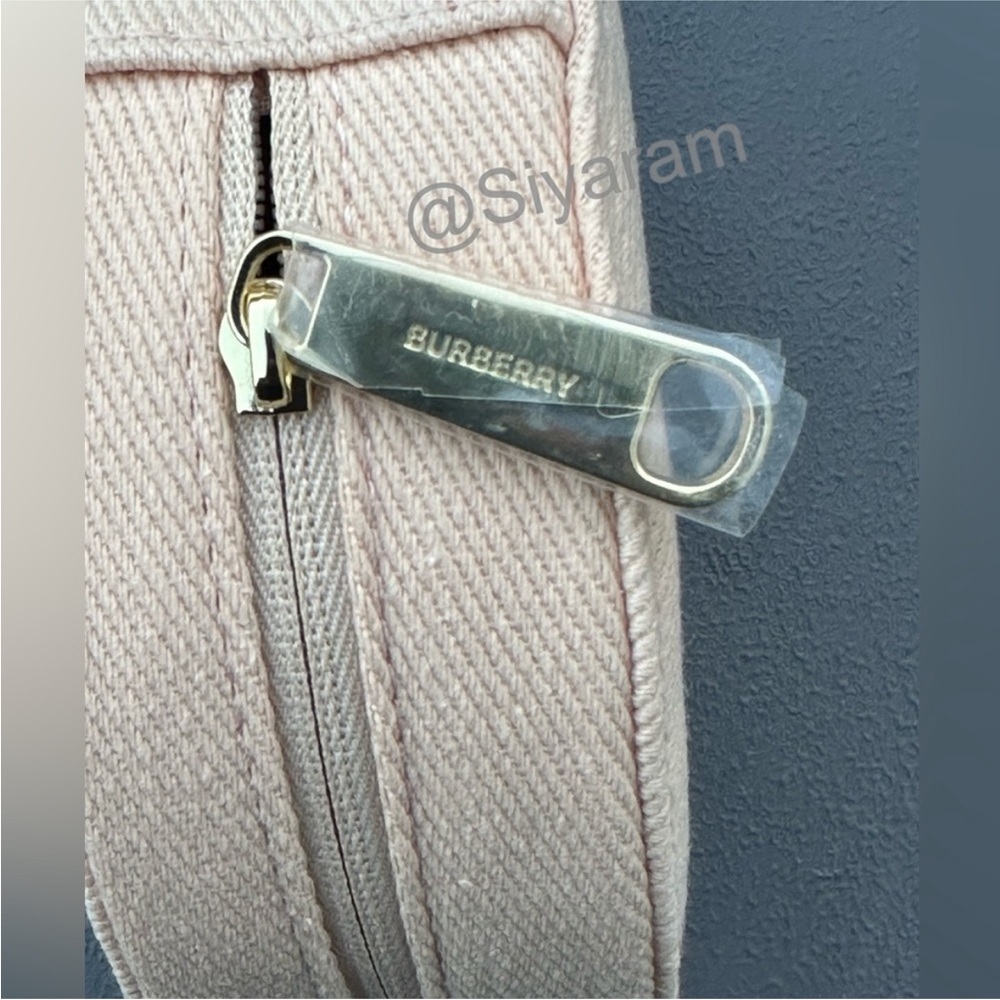 Burberry crossbody bag/ jewelry bag/ clutch - Picture 6 of 8